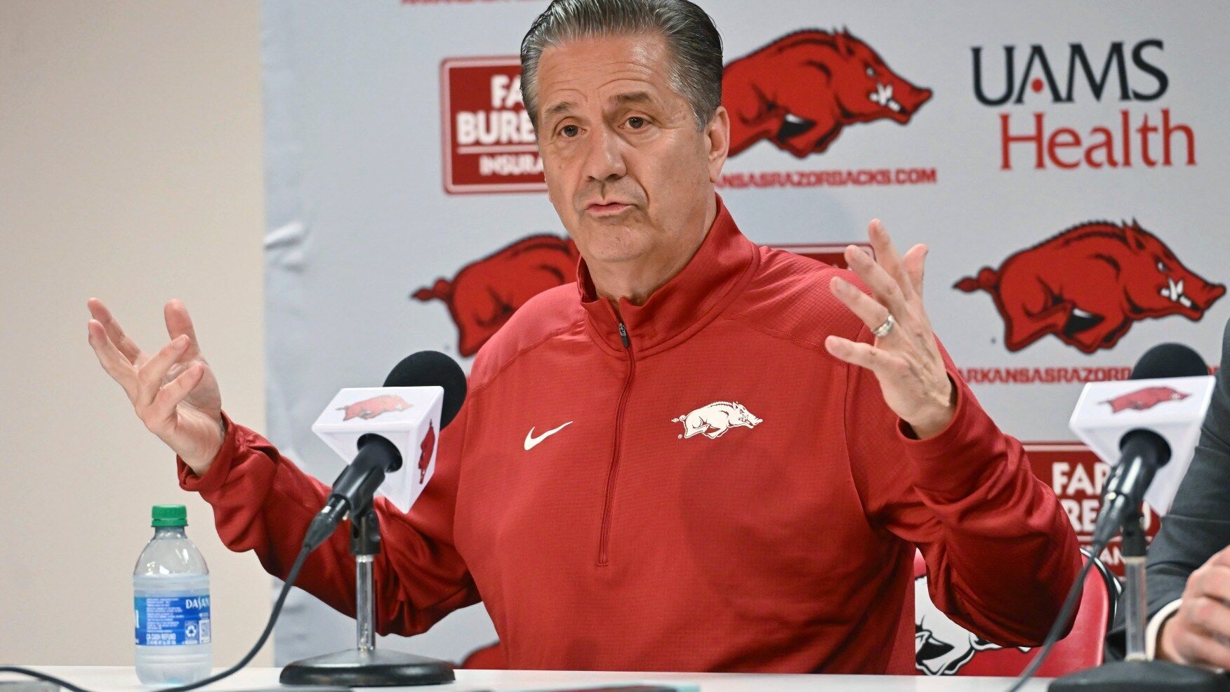 CALIPARI TO ARKANSAS | Former UK coach answers questions as new Hogs head coach